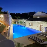 Sunaktis Luxury * Hriszí Aktí Haniá