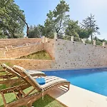 Villa Sunaktis Luxury Hriszí Aktí Haniá