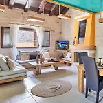 Villa Sunaktis Luxury Hriszí Aktí Haniá